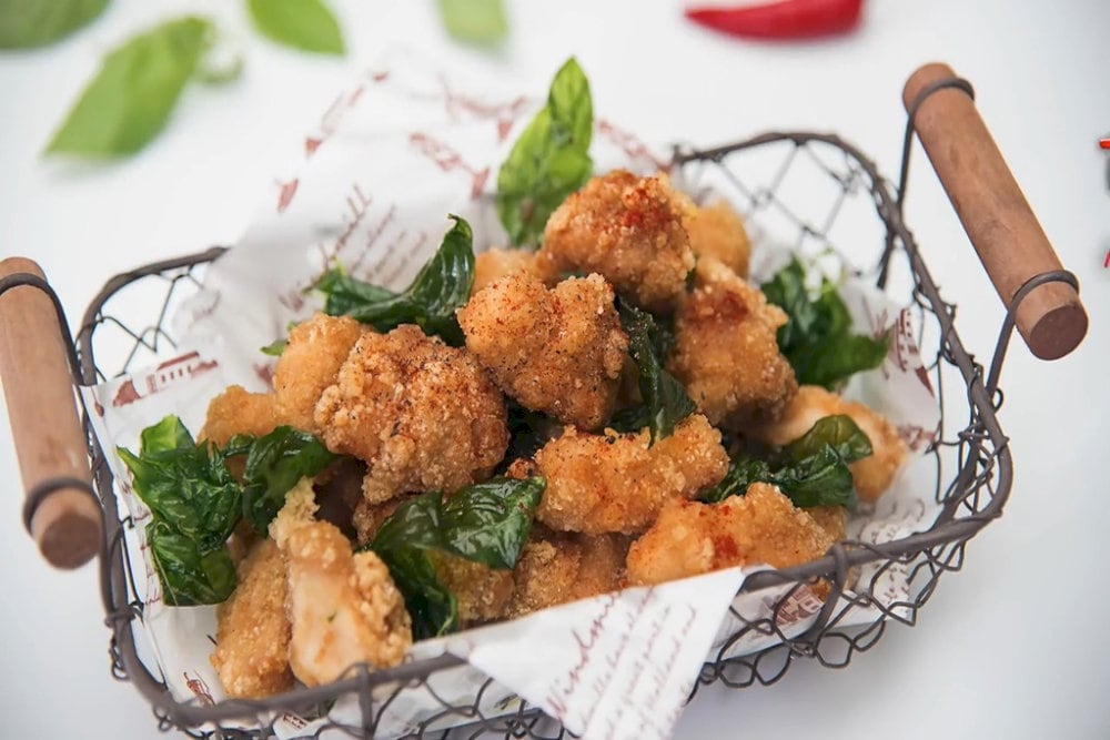 Gà chiên muối tiêu